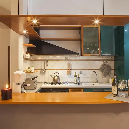 Rogano House Apartment *